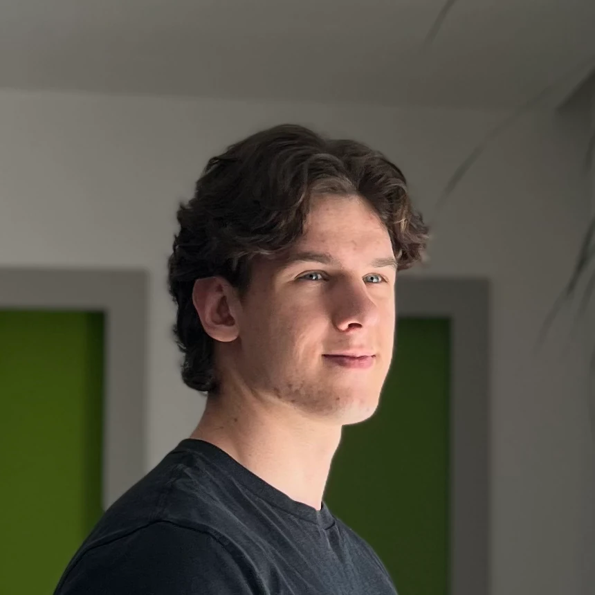 Paládi Bálint profile photo